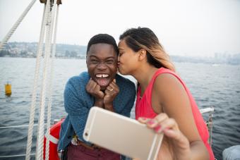 How to Share Your Engagement News With Friends & Followers